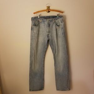 🔥 Levi's 501 Button Fly Jeans